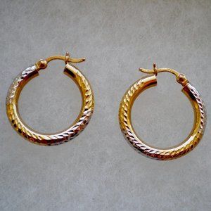 Vintage Designer 14K Yellow White Gold Diamond Cut Hoop Pierced Earrings 14kt